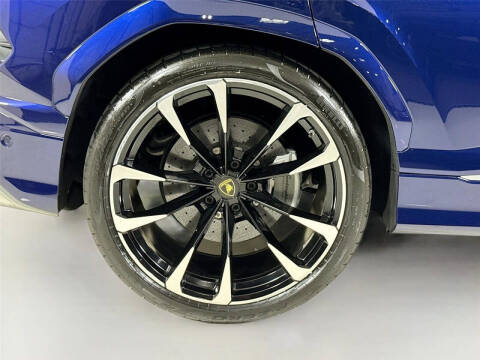 2020 Lamborghini Urus