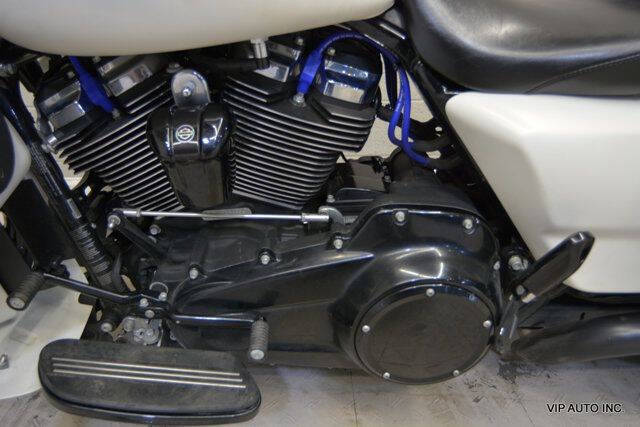 2018 Harley-Davidson Street Glide Special