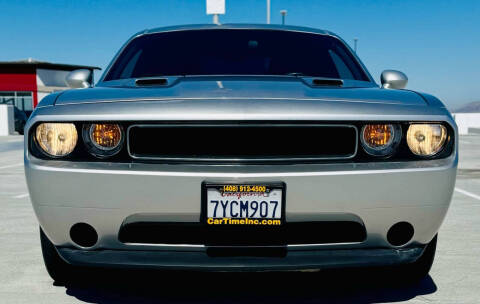2012 Dodge Challenger SXT Plus