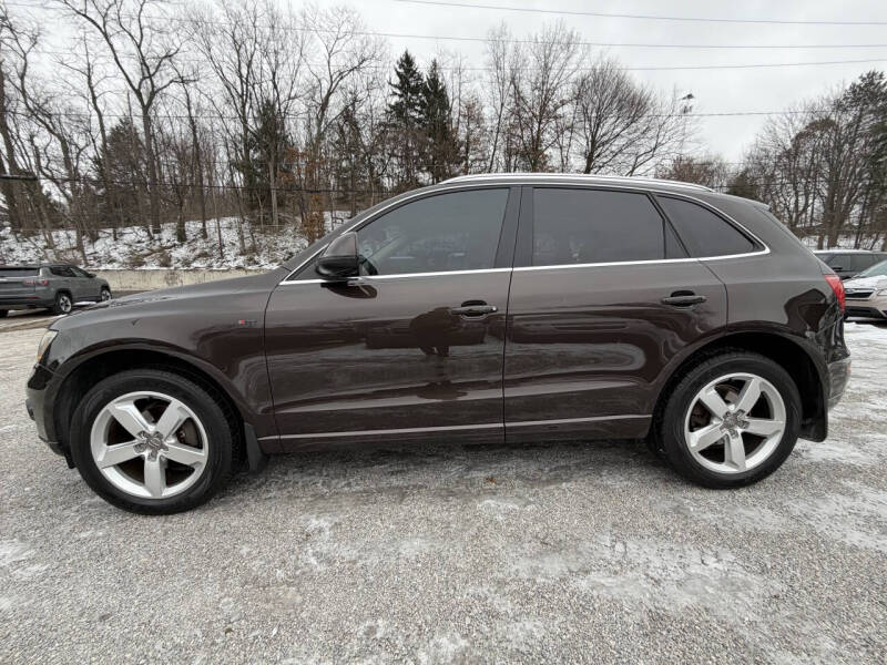 2011 Audi Q5 2.0T quattro Premium Plus