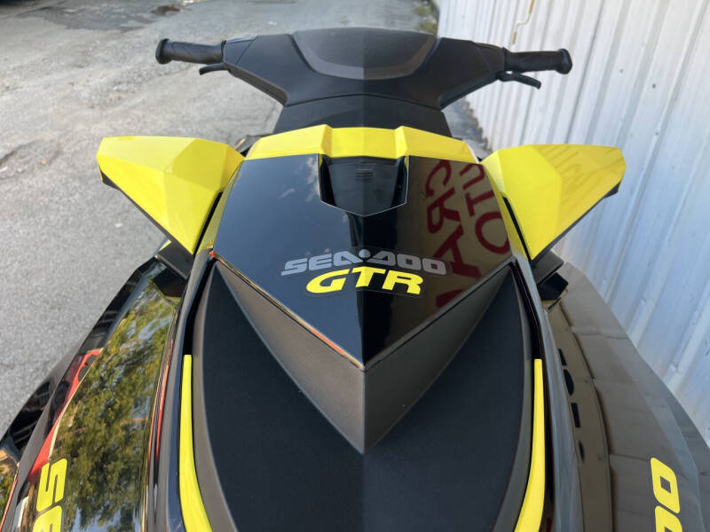 2016 Sea-Doo GTR 215