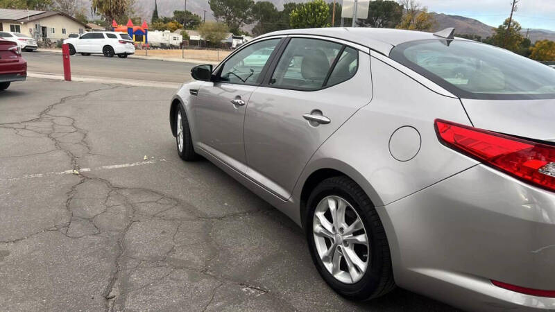 2012 Kia Optima EX photo 4