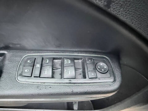 2013 Dodge Charger SE