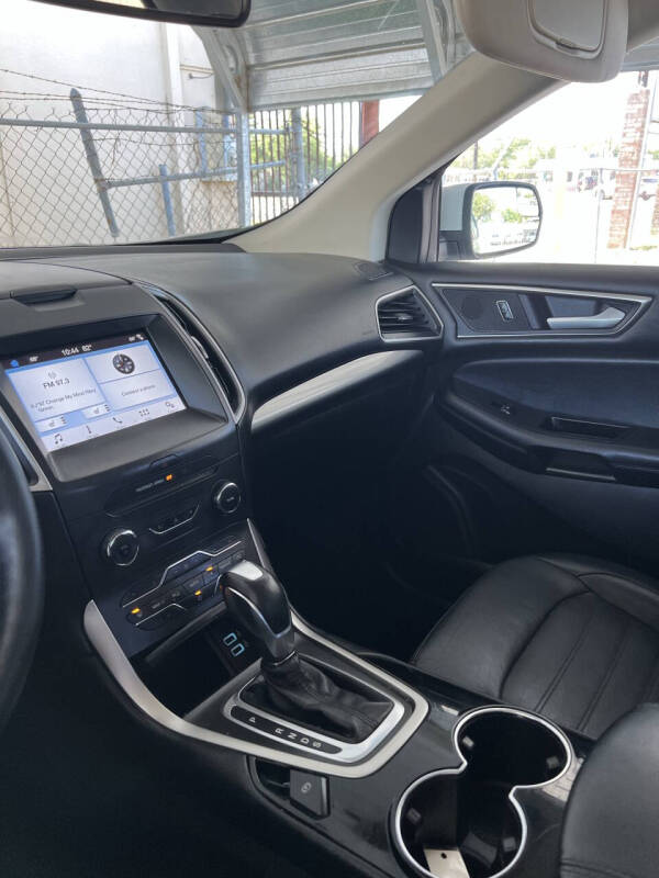 2017 Ford Edge SEL