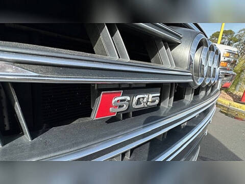 2019 Audi SQ5 3.0T quattro Premium Plus