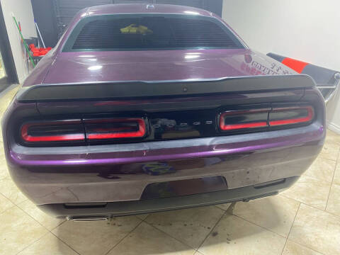 2020 Dodge Challenger SXT