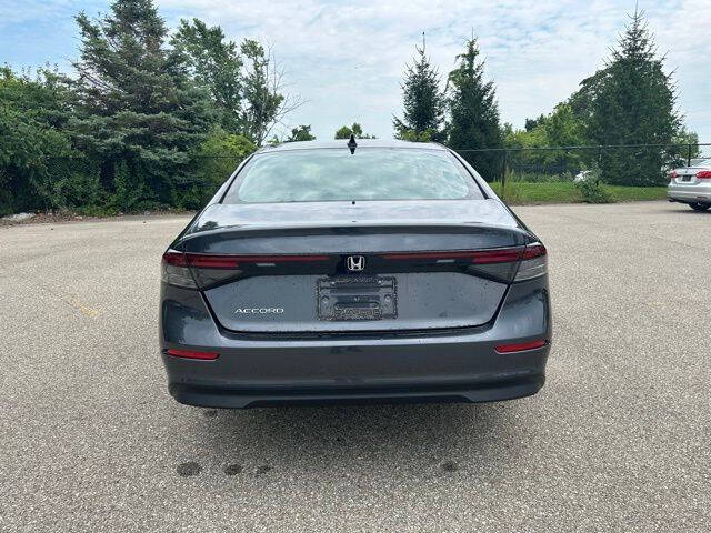 2025 Honda Accord SE