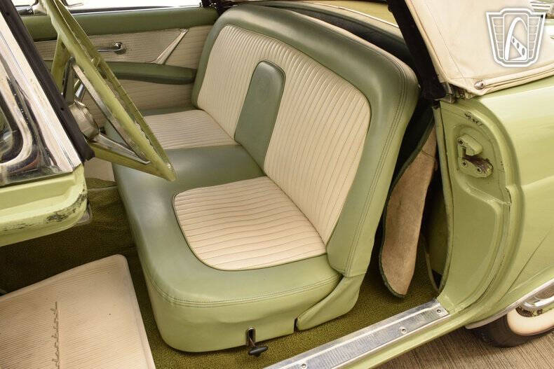 1956 Ford Thunderbird