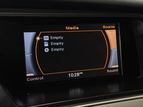 2016 Audi A4 2.0T quattro Premium