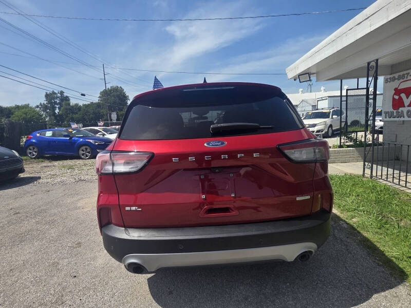 2020 Ford Escape SEL