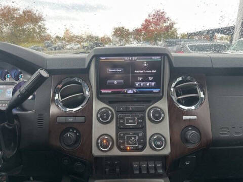 2015 Ford F-350 Super Duty Lariat