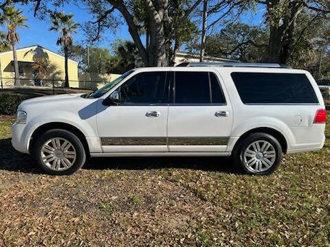 2014 Lincoln Navigator L