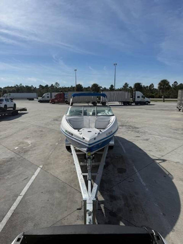 2012 Rinker 276
