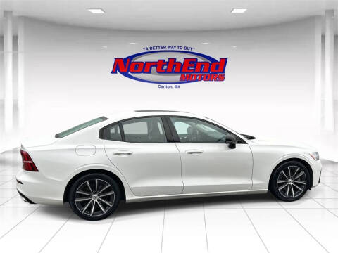 2022 Volvo S60 B5 Momentum