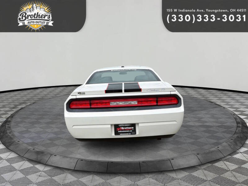 2010 Dodge Challenger SE