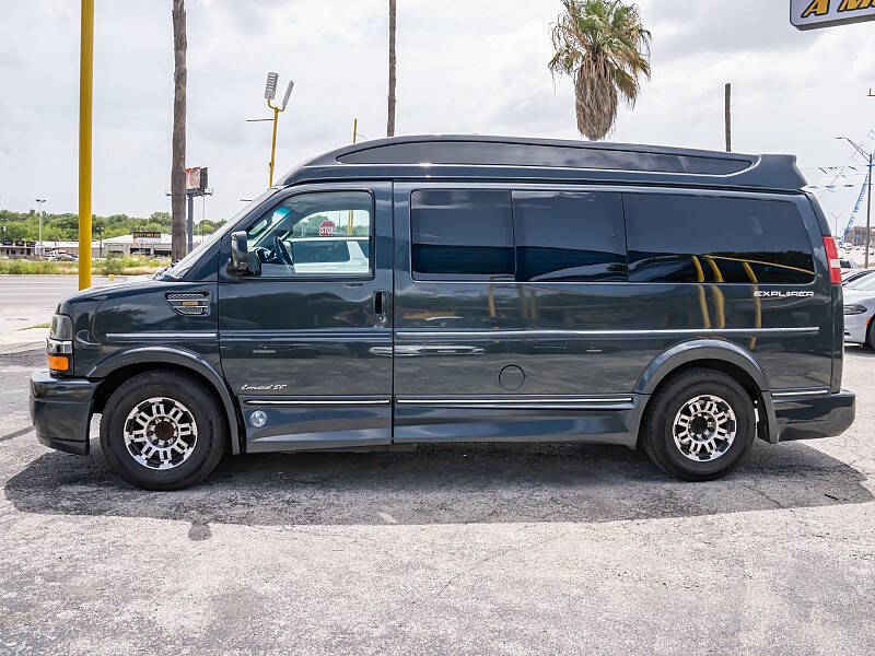 2017 Chevrolet Express 2500