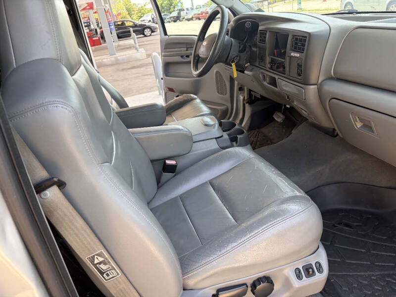 2003 Ford Excursion XLT