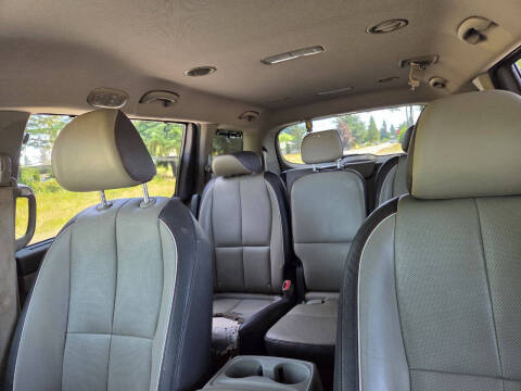 2017 Kia Sedona LX