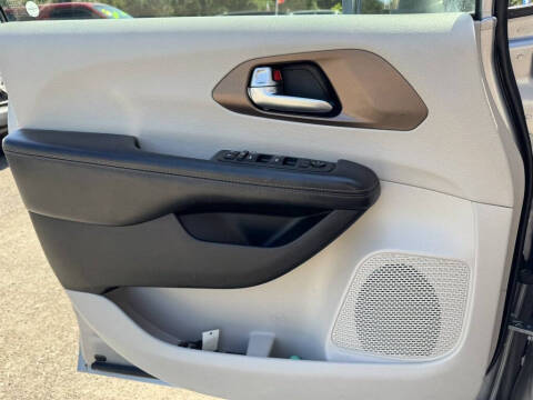 2019 Chrysler Pacifica Touring L