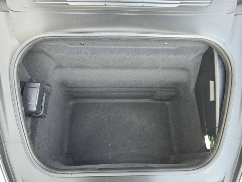 2025 Porsche 911 Carrera