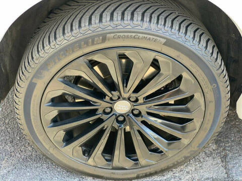 2019 Audi e-tron quattro Prestige