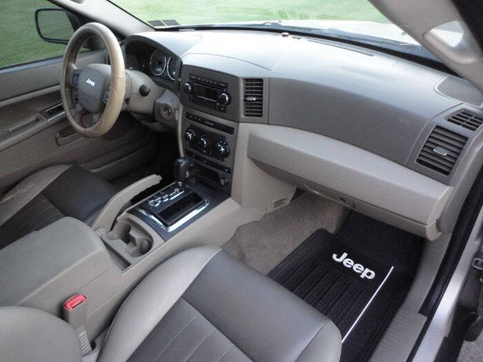 2007 Jeep Grand Cherokee Laredo