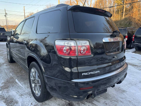 2011 GMC Acadia Denali