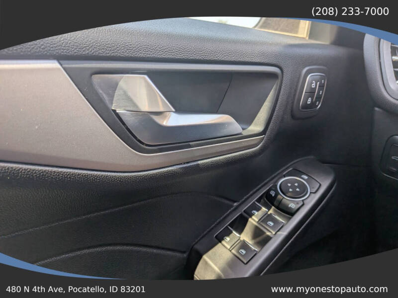 2021 Ford Escape SEL