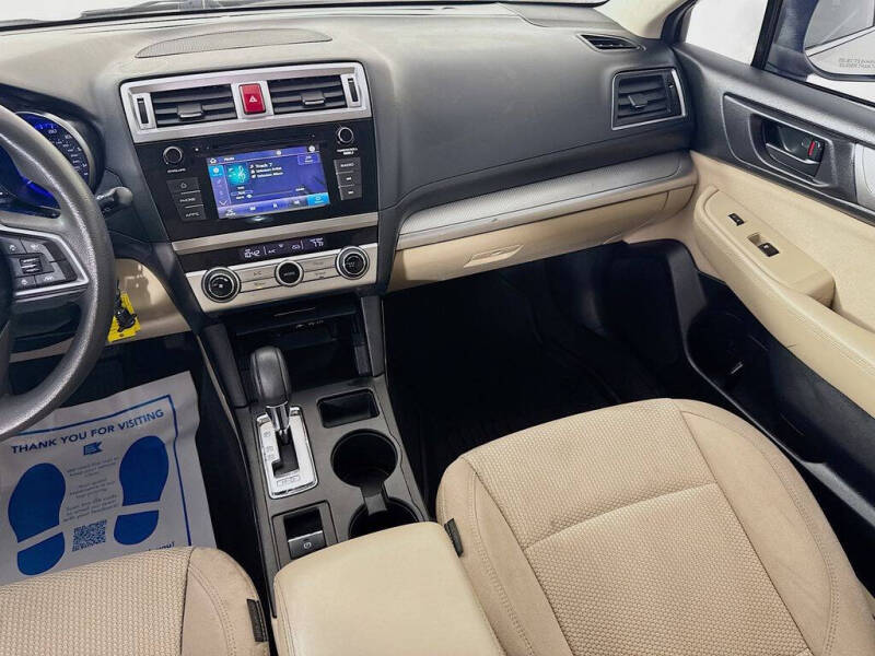 2019 Subaru Outback 2.5i