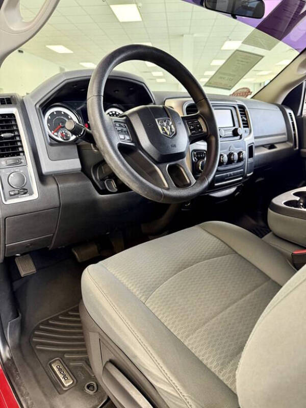 2017 RAM 1500 SLT