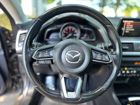 2018 Mazda MAZDA3 Grand Touring