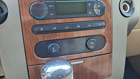 2004 Ford F-150 Lariat