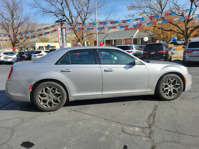2018 Chrysler 300 S
