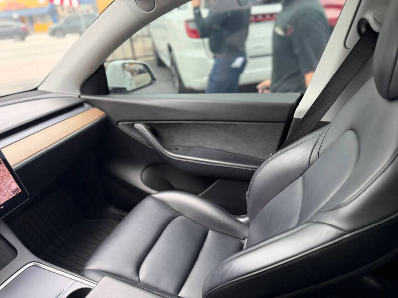2022 Tesla Model Y Long Range