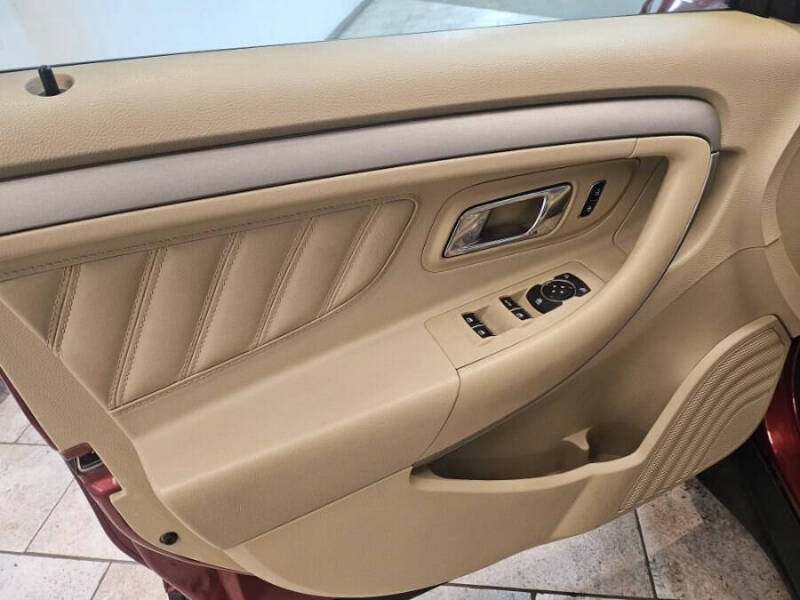 2014 Ford Taurus SEL