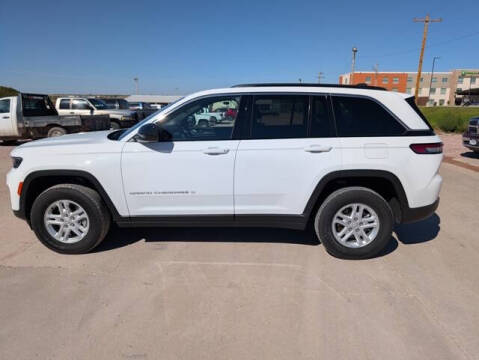 2024 Jeep Grand Cherokee Laredo