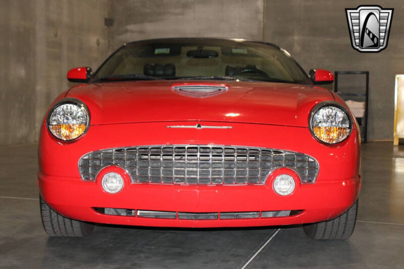 2002 Ford Thunderbird Deluxe