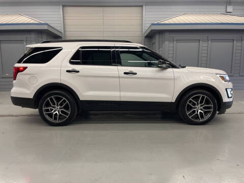 2017 Ford Explorer Sport