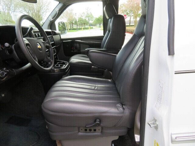 2010 Chevrolet Express LT 1500