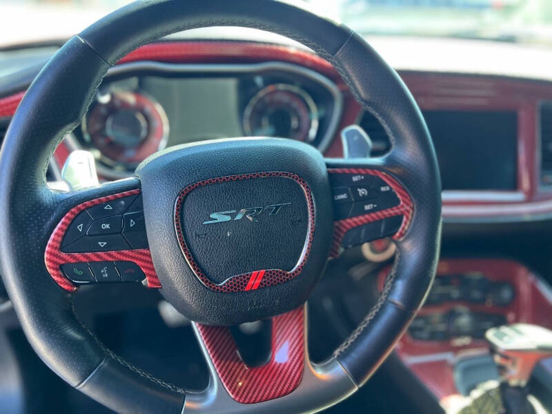 2015 Dodge Challenger SRT Hellcat