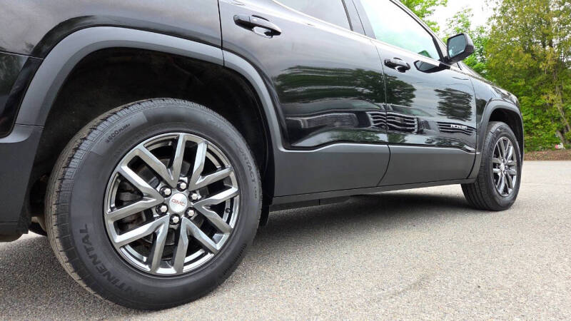 2017 GMC Acadia SLT-1