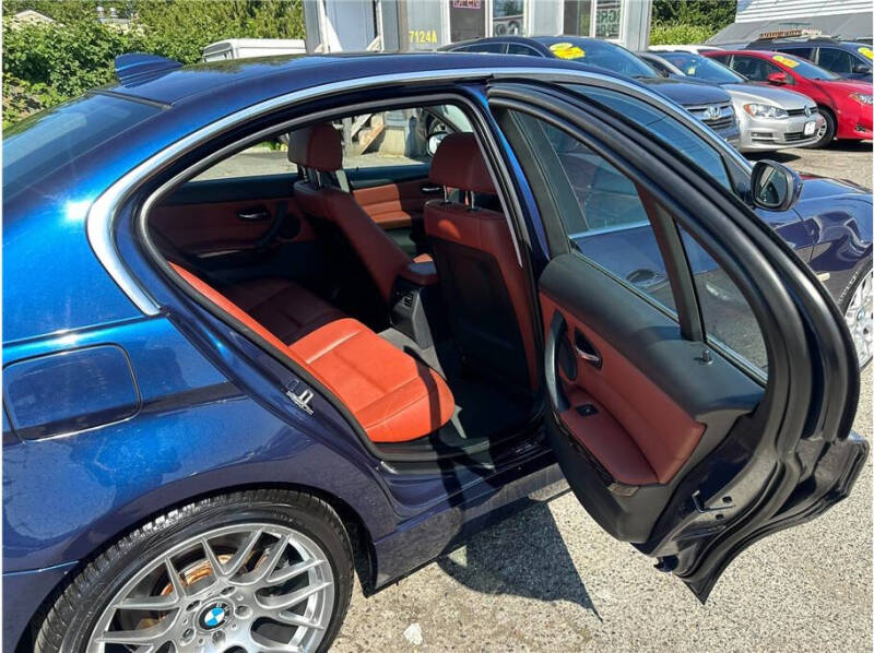 2011 BMW 3 Series 335i