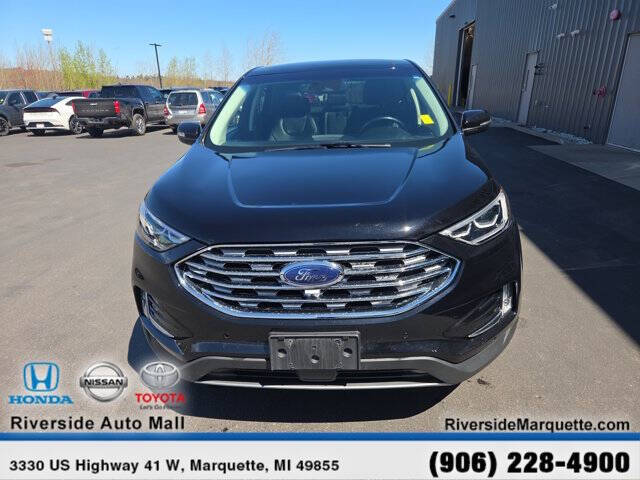 2020 Ford Edge Titanium