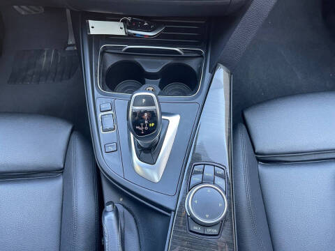 2017 BMW 3 Series 330i