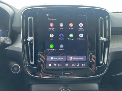 2026 Volvo XC40 B5 Core