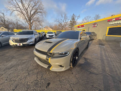 2018 Dodge Charger for sale at Big Time Automotive in Detroit MI