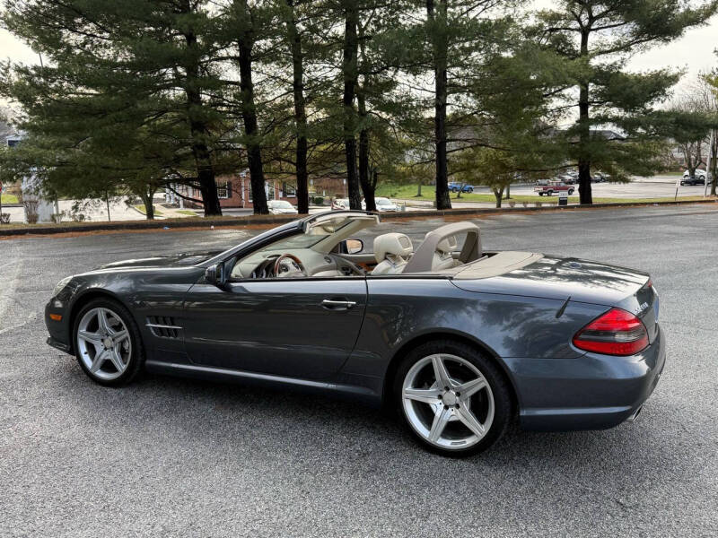 2011 Mercedes-Benz SL-Class SL550 photo 18