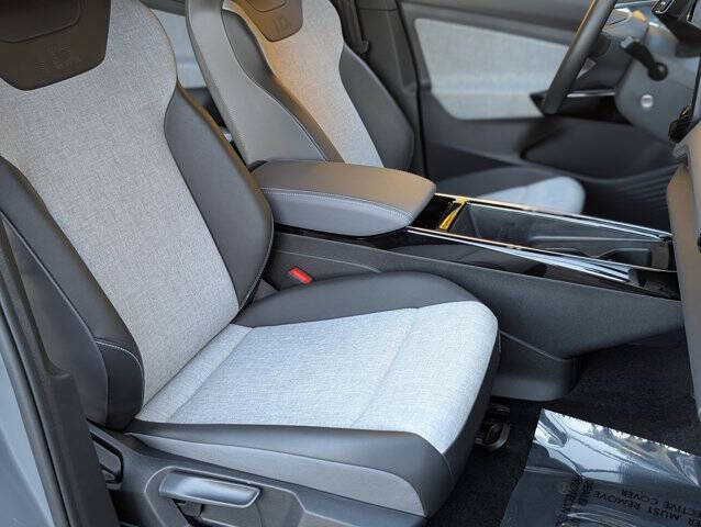 2023 Volkswagen ID.4 Standard