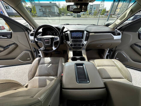 2017 GMC Yukon SLT