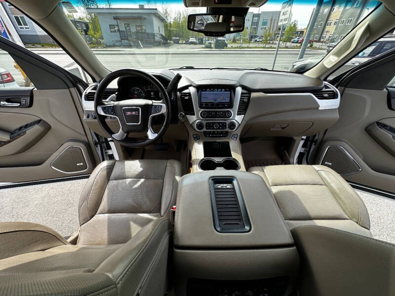 2017 GMC Yukon SLT